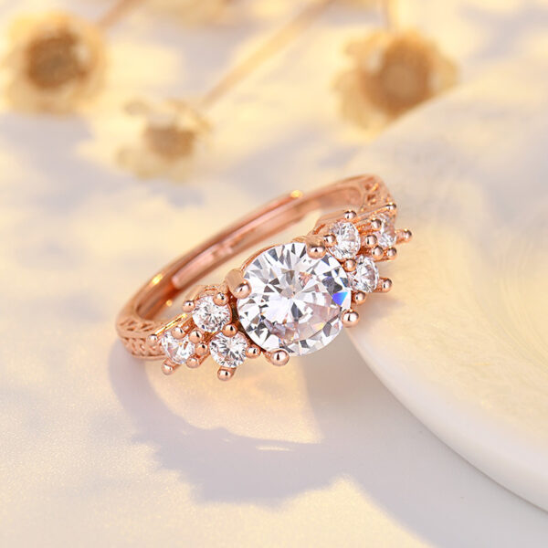 Four-claw Minority Simple Ring - Image 4