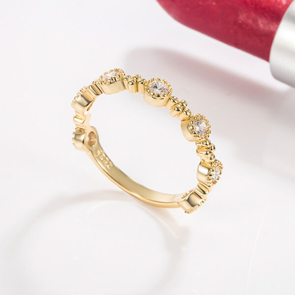 Special-interest Design Diamond-studded Ring - Image 3