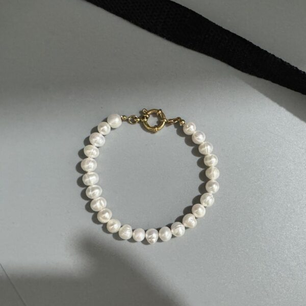 Baroque Freshwater Pearl Bracelet Light Luxury Stainless Steel - Image 4