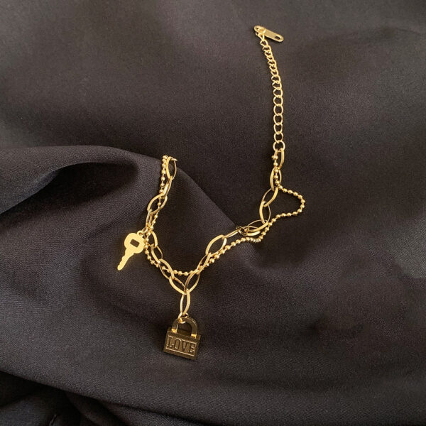 Key Design Light Luxury Women's Titanium Steel Clavicle Chain Necklace - Image 5