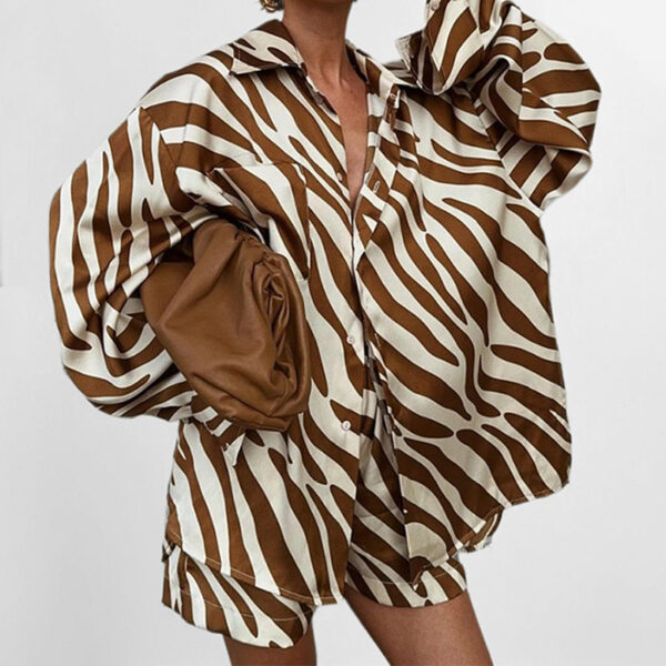 Women's Shirt Top Shorts Printed Fashion Two-piece Suit - Image 2