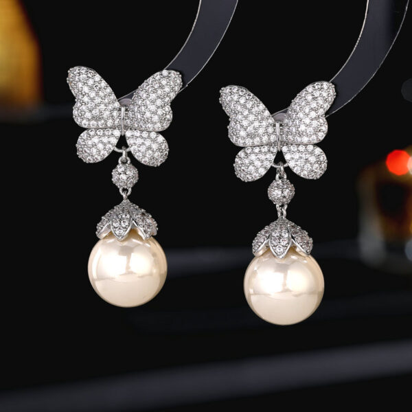 French Vintage Court Style Heavy Industry Exaggerated Earrings Elegant Graceful - Image 4