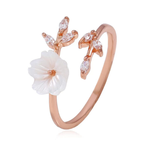 Creative Stylish Elegant And Simple Natural Flower Leaf Ring - Image 3