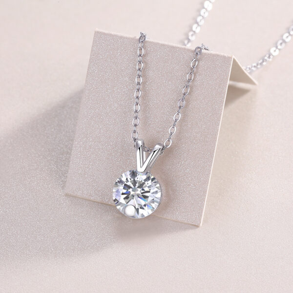 Diamond Sparkle V-chain Luxury Fashion Diamond Pendant Necklace Set With Mosan Diamond Silver Ornaments - Image 4