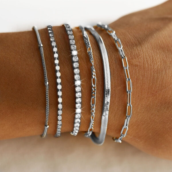 Fashion Multi-layer Metal Blade Chain Suit - Image 9