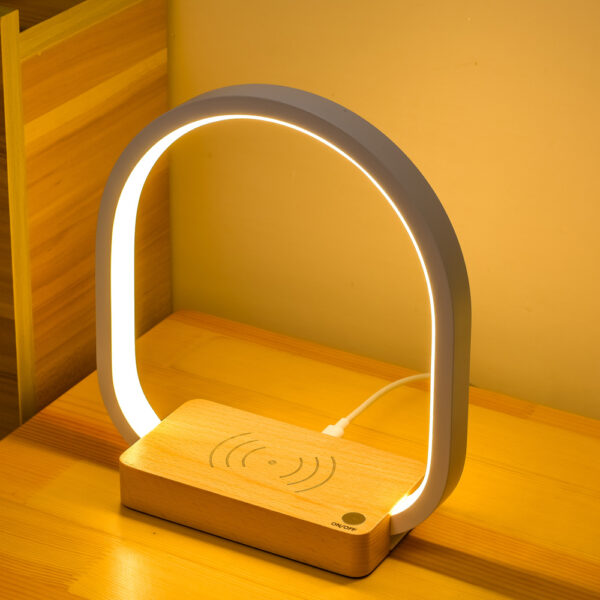 Multifunctional table lamp - Image 9