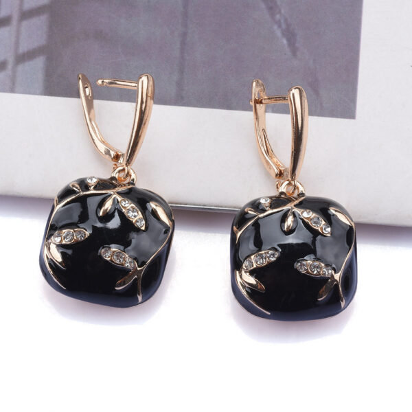 Alloy Drop Oil Earrings Fashion Geometry Pattern Niche High Sense - Image 6